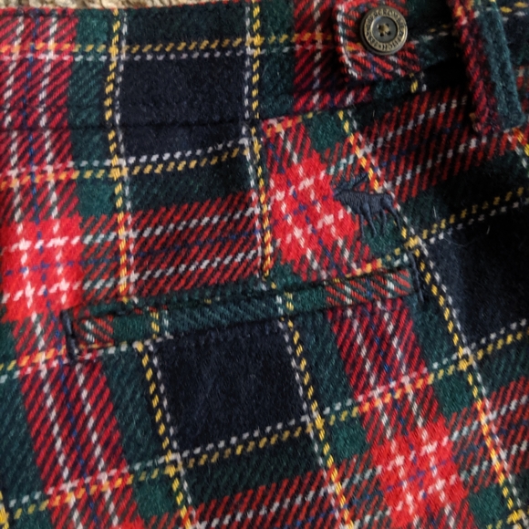 Holiday party Abercrombie and Fitch shorts - Picture 5 of 7